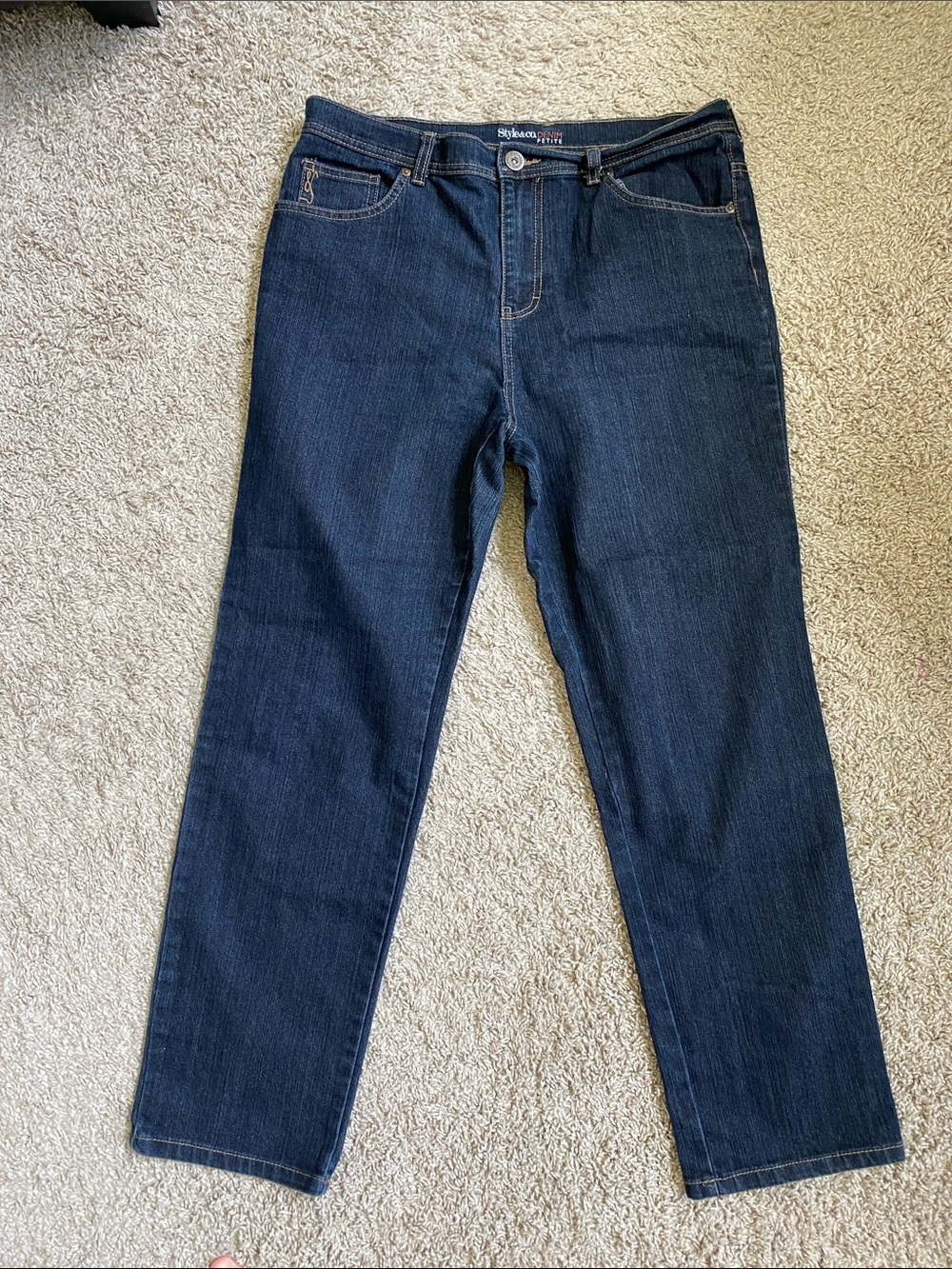 Women's Dark Blue Tapered-Leg Jeans